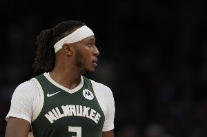 你終于又站出來(lái)了！特納加時(shí)賽連中兩記三分！